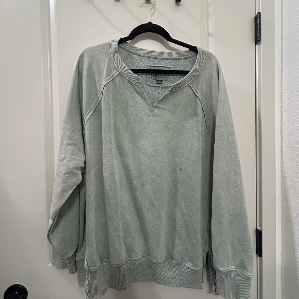 American Eagle Sweater NWT